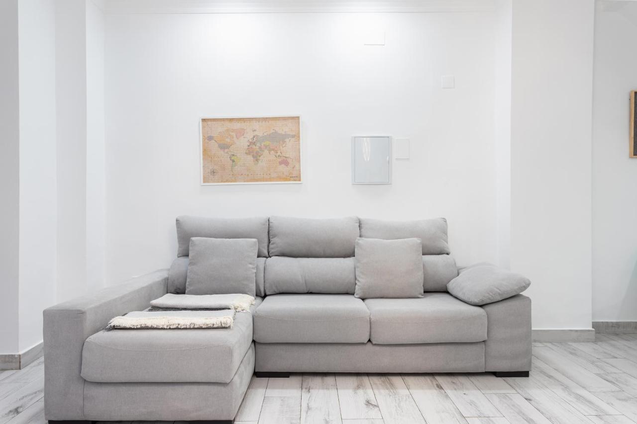 Apartamento Carmen Malaga Bagian luar foto