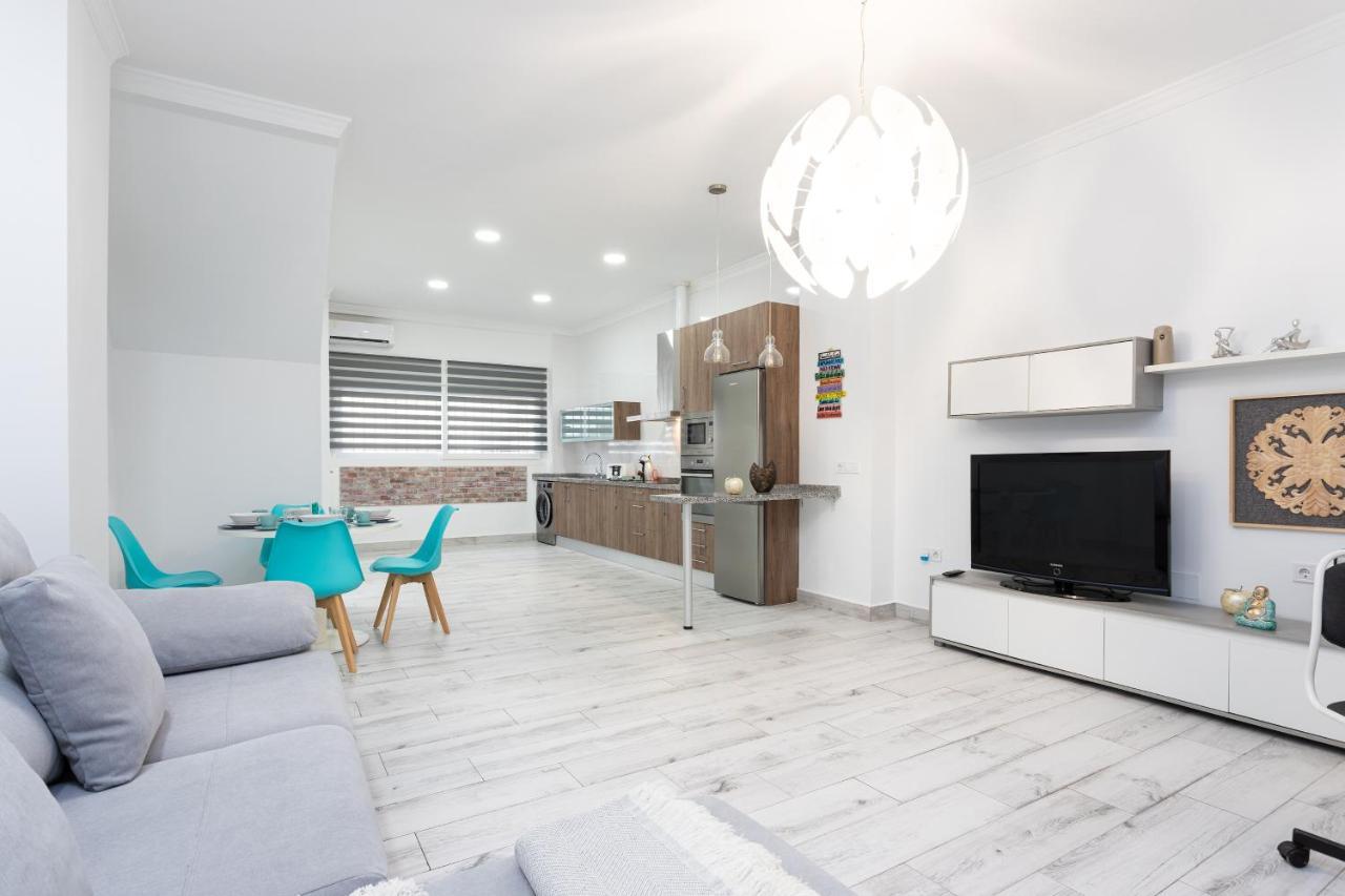 Apartamento Carmen Malaga Bagian luar foto