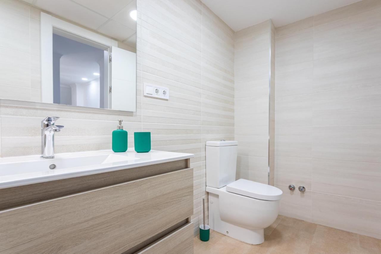 Apartamento Carmen Malaga Bagian luar foto